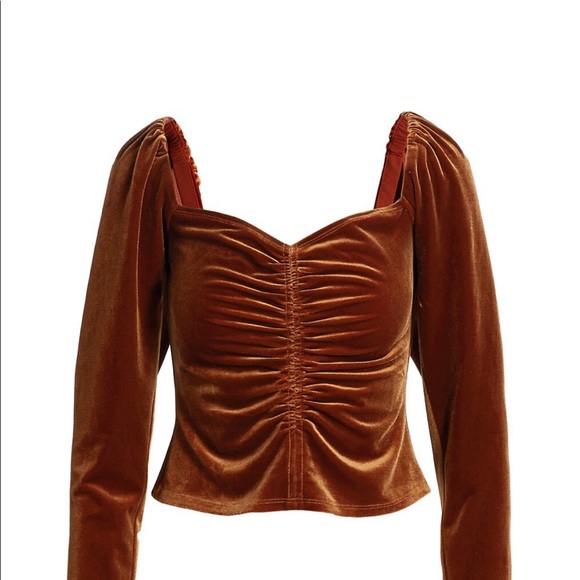 ASTR Ruched Velvet Top - NWT - Picture 5 of 6